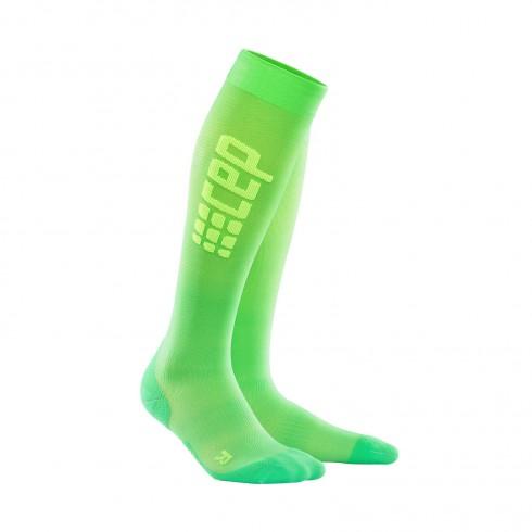 421116_CEP_RUN_ULTRALIGHT__COMPRESSION_GREEN